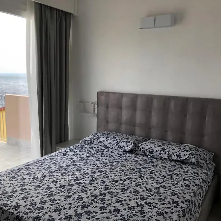 La Dolce , Fronte Mare Ferienhaus