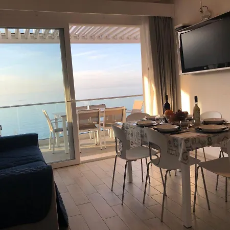 Ferienhaus La Dolce , Fronte Mare