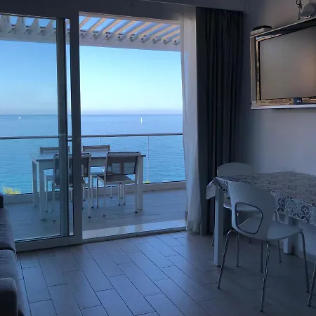 La Dolce , Fronte Mare Ferienhaus *